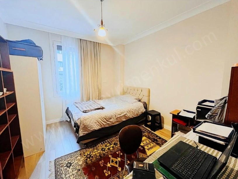 İSTANBUL KADIKÖY ÇATALÇEŞMEDE BAĞDAT A 7 BİNA KONUMUNDA 2+1 YENİ FIRSAT