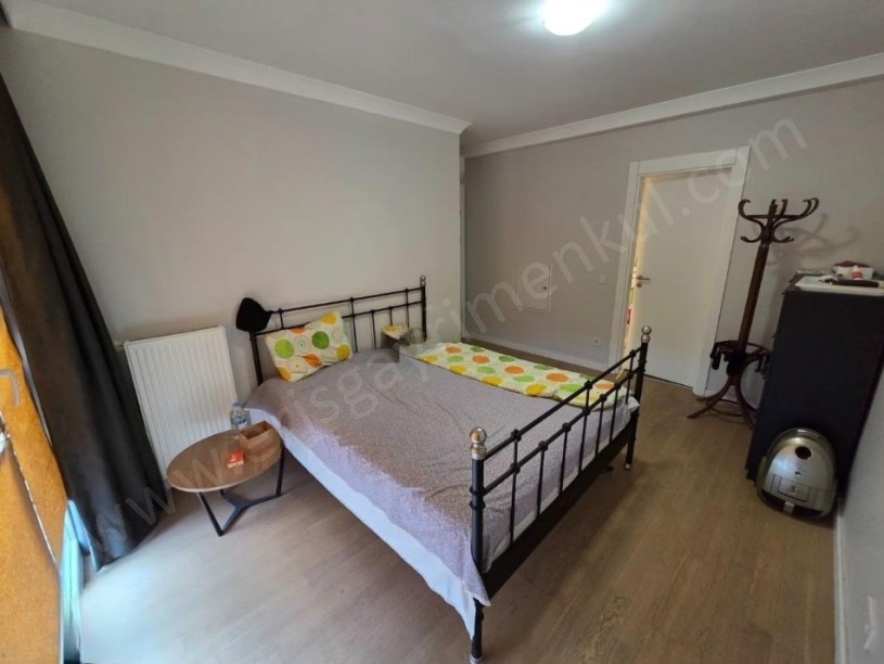 İSTANBUL KADIKÖY  ŞIK BİNADA EBEVEYN BANYOLU 90NET (3+1)