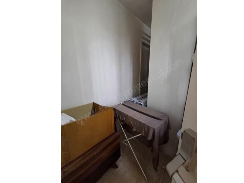 İSTANBUL KADIKÖY  ŞIK BİNADA EBEVEYN BANYOLU 90NET (3+1)