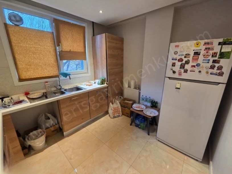 İSTANBUL KADIKÖY  ŞIK BİNADA EBEVEYN BANYOLU 90NET (3+1)