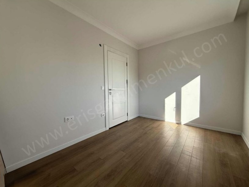 İSTANBUL KADIKÖY Deniz Manzaralı 4+2 170 m2 Dubleks Teraslı Sıfır