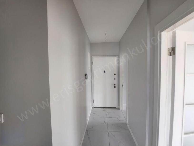 İSTANBUL KADIKÖY ŞENESENEVLERDE BALKONLU 3+1 SIFIR DAİRE