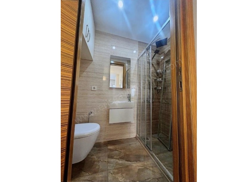 İSTANBUL KADIKÖY  İNÖNÜ CD MİMARİ DEKORLU EBEVEYİNLİ BALKONLU SATILIK