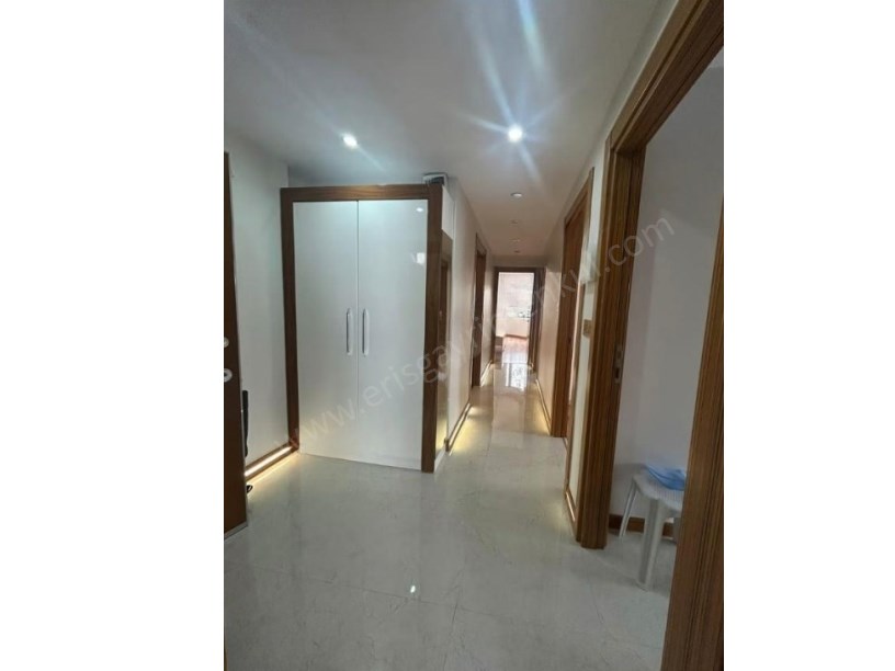 İSTANBUL KADIKÖY  İNÖNÜ CD MİMARİ DEKORLU EBEVEYİNLİ BALKONLU SATILIK