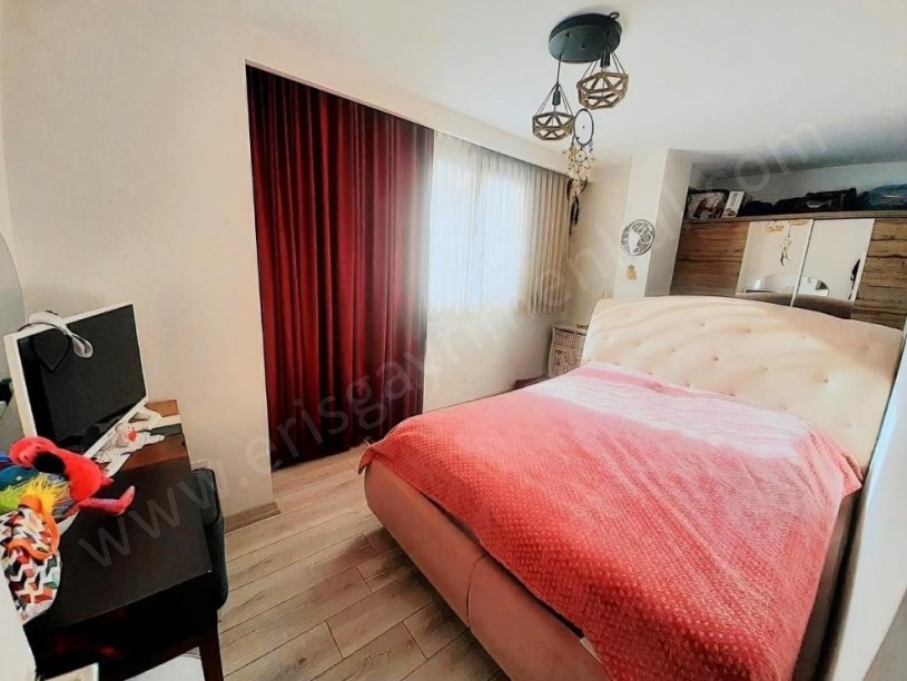 İSTANBUL KADIKÖY KOZYATAĞI YENİ BİNADA İŞ YERİNE UYGUN SATILIK 3.KT 2+1 BOŞ DAİRE