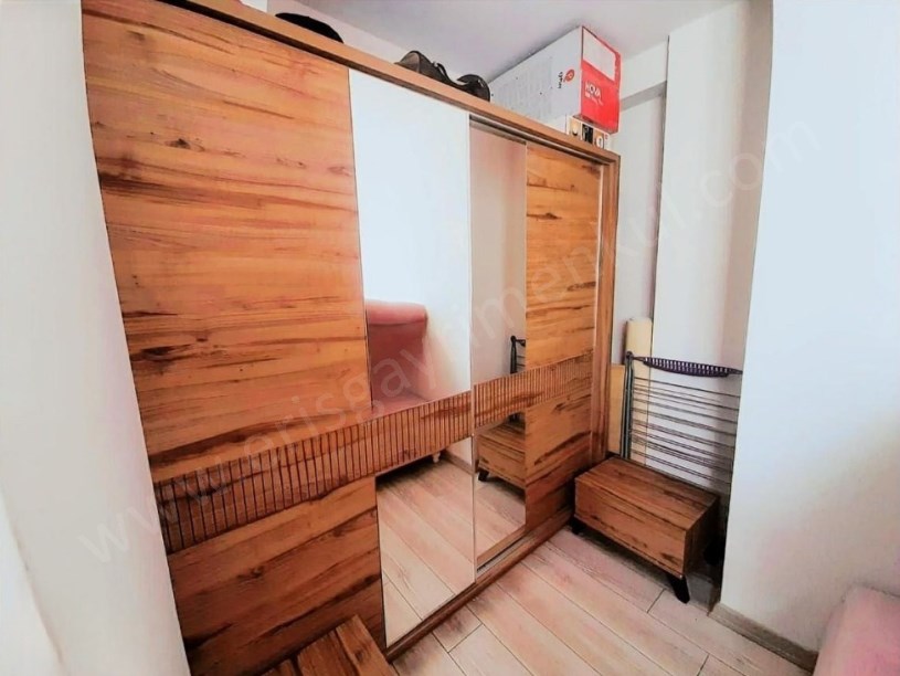 İSTANBUL KADIKÖY KOZYATAĞI YENİ BİNADA İŞ YERİNE UYGUN SATILIK 3.KT 2+1 BOŞ DAİRE