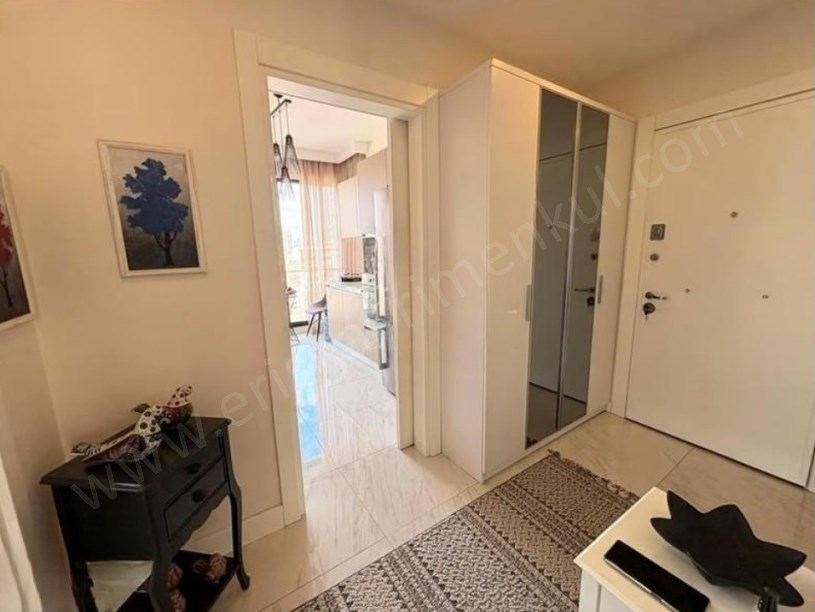 İSTANBUL KADIKÖY Atatürk Caddesinde Genç Binada Kapanmaz Ferahlıkta Satılık 3+1