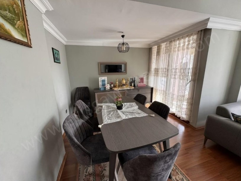 İSTANBUL KADIKÖY SAHRAYICEDİT  3+1 ARA KAT SATILIK DAİRE