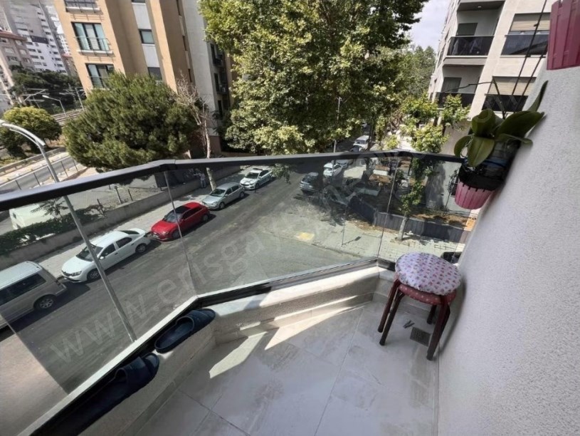 İSTANBUL KADIKÖY BOSTANCI SAHİLE BAĞDAT CADDESİNE ÇOK YAKIN 2+1 SATILIK DAİRE