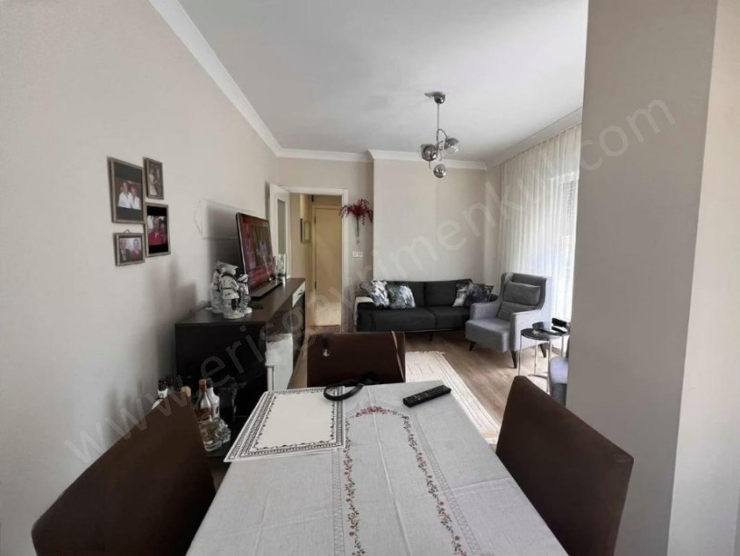 İSTANBUL KADIKÖY BOSTANCI SAHİLE BAĞDAT CADDESİNE ÇOK YAKIN 2+1 SATILIK DAİRE