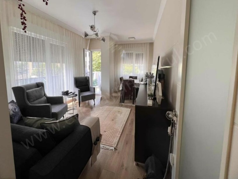 İSTANBUL KADIKÖY BOSTANCI SAHİLE BAĞDAT CADDESİNE ÇOK YAKIN 2+1 SATILIK DAİRE