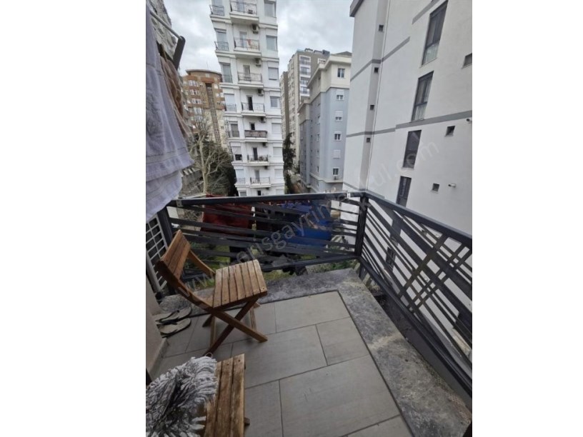 İSTANBUL KADIKÖY Göztepede 130M2 3+1 Balkonlu Ferah Satılık Daire