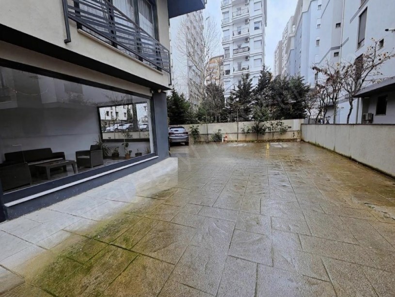 İSTANBUL KADIKÖY Göztepede 130M2 3+1 Balkonlu Ferah Satılık Daire