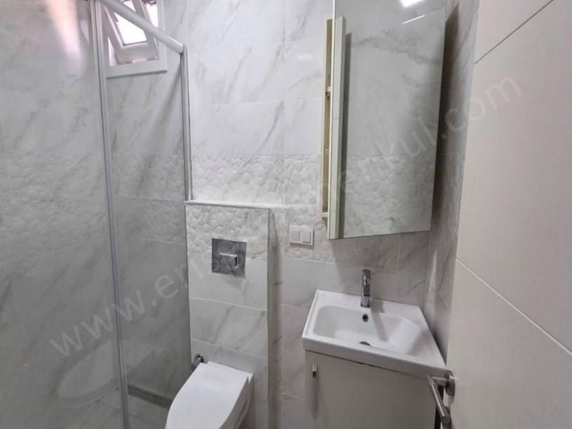 İSTANBUL KADIKÖY Erenköy  , Satılık Balkonlu 3+1 Daire