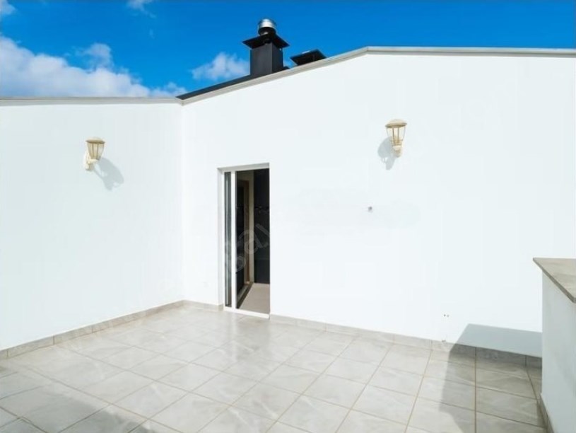 İSTANBUL KADIKÖY SAHRAYICEDİD,YENİ BİNADA 219 M2 4+1 (4 BANYO) SATILIK LÜKS DAİRE