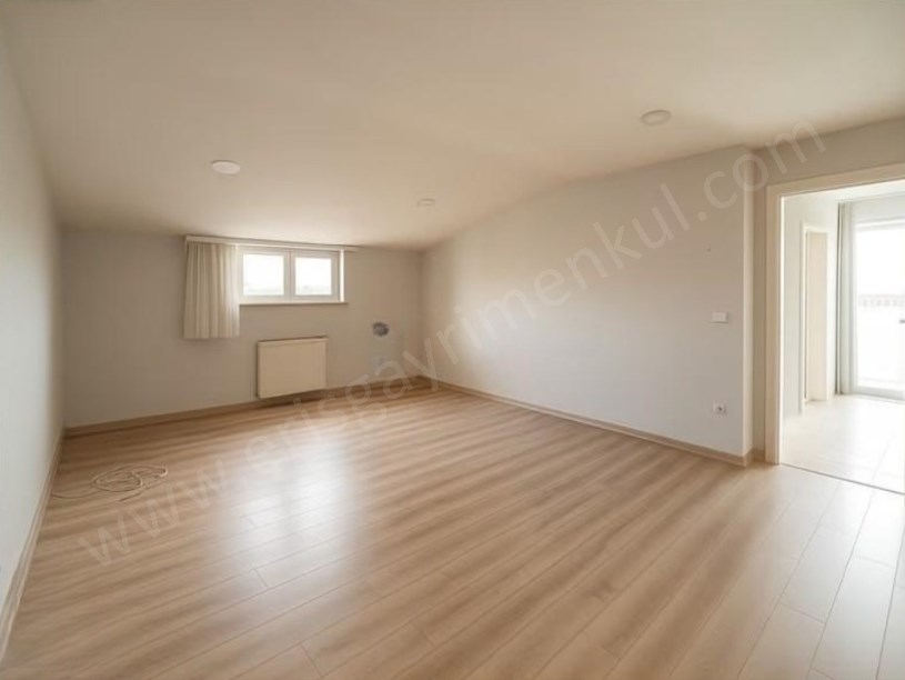 İSTANBUL KADIKÖY SAHRAYICEDİD,YENİ BİNADA 219 M2 4+1 (4 BANYO) SATILIK LÜKS DAİRE