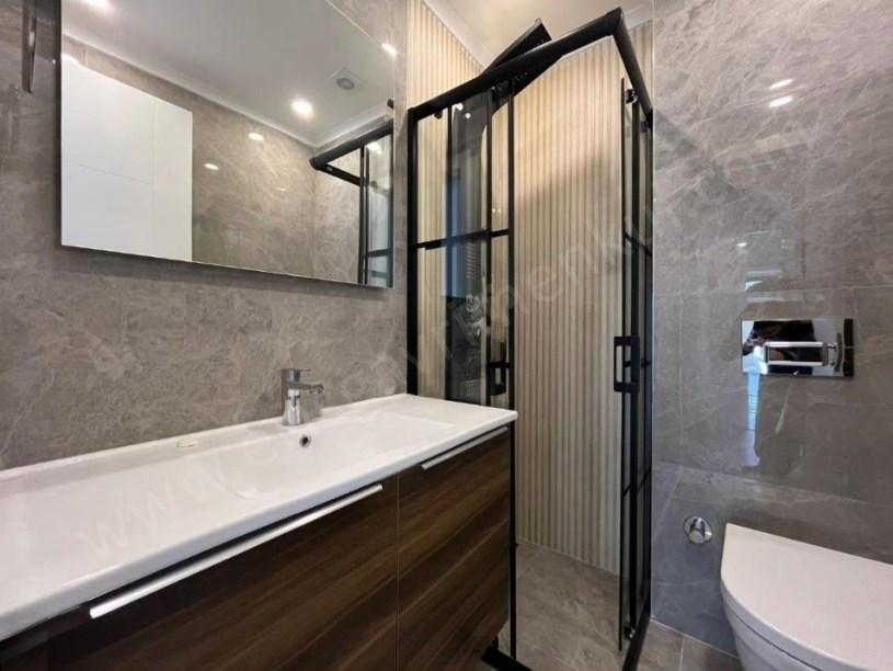 İSTANBUL KADIKÖY Suadiyede Bağdat Cd Komşu Balkonlu E.Banyolu Yeni 140M² 3+1 BOŞ