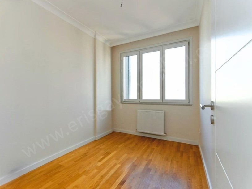 İSTANBUL KADIKÖY Suadiye Satılık Daire Kaçmaz Fırsat Çam ve Deniz Manzaralı, 3+1