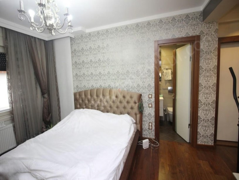 İSTANBUL KADIKÖY SATILIK SUADİYEDE 3+1 140m2 BALKONLU GENİŞ