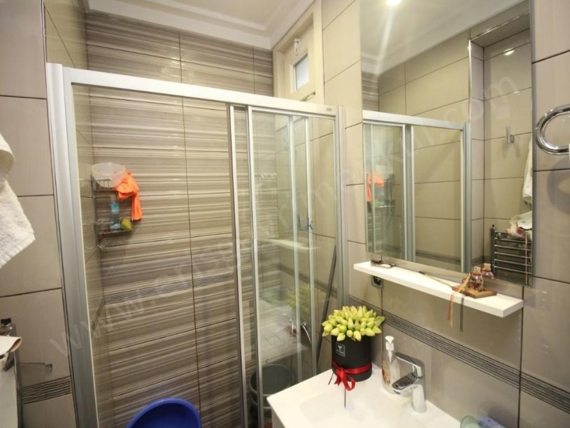 İSTANBUL KADIKÖY SATILIK SUADİYEDE 3+1 140m2 BALKONLU GENİŞ