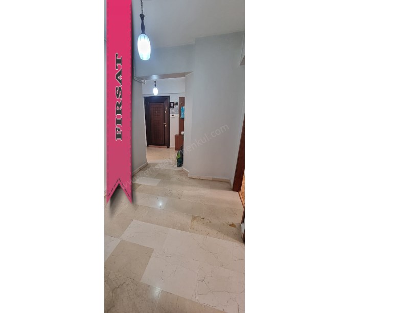 METROYA İST. YAKIN İKİ SOKAK ARASI BİNADA KOMBİLİ GENİŞ M2 3+1 DAİRE