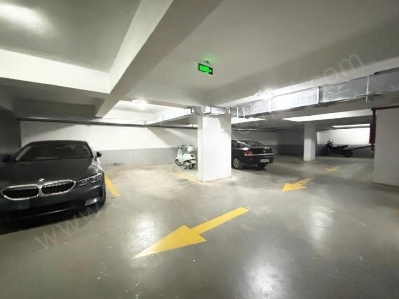 İSTANBUL KADIKÖY SUADİYEDE 3+1 NET 95M2 EBV BANYOLU FIRSAT DAİRE