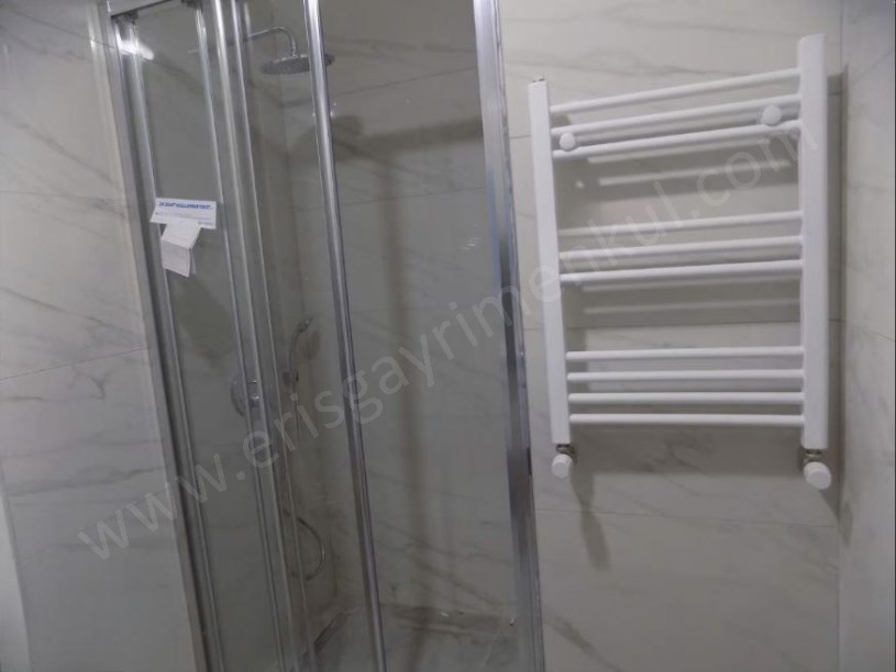 BAĞDAT CAD. YAKIN SIFIR BİNADA BALKONLU 2 BANYOLU 3+1 DAİRE CADDEBOSTAN KADIKÖY