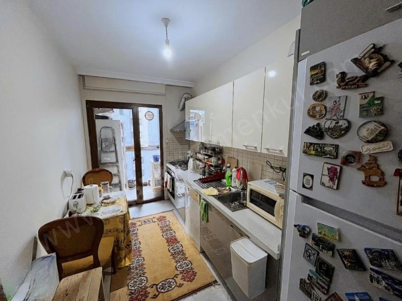 İSTANBUL KADIKÖY BOSTANCIDA YENİ BİNADA, BALKONLU 2+1 SATILIK DAİRE