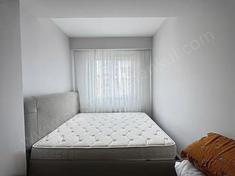 İSTANBUL KADIKÖY KOZYATAĞINDA PRESTİJLİ BİNADA KOZZY AVM YE YAKIN BALKONLU 2+1...