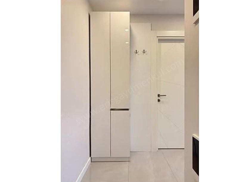 İSTANBUL KADIKÖY KOZYATAĞINDA PRESTİJLİ BİNADA KOZZY AVM YE YAKIN BALKONLU 2+1...