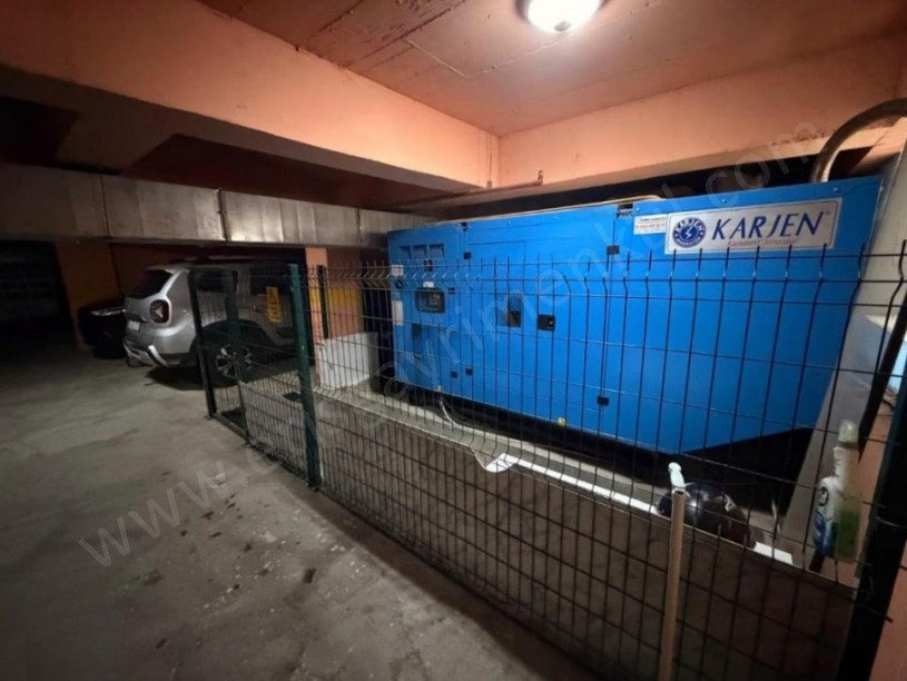 İSTANBUL KADIKÖY KOZYATAĞI KAYA SULTAN SOKAKTA PRESTİJLİ BİNA 90 m2 NET