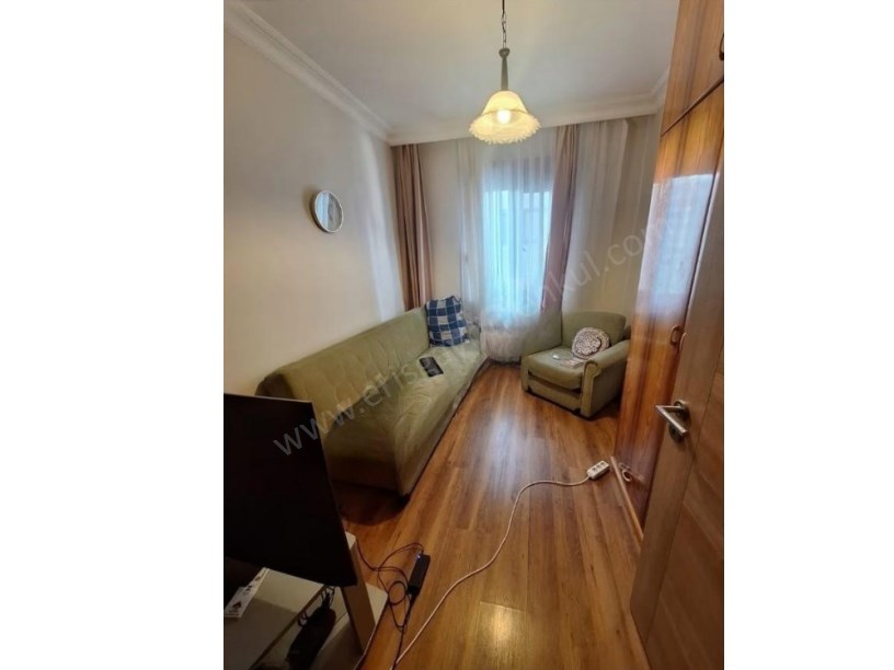İSTANBUL KADIKÖY GÖZTEPE  SATILIK 130M2 3+1 ÇEVİK EMLAKTAN