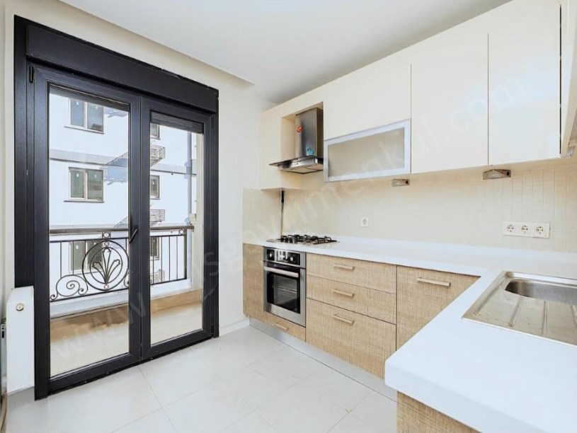 İSTANBUL KADIKÖY ERENKÖY MAHALLESİ HAYRİEĞMEZOĞLU SOKAK, SATILIK 3+1 DAİRE