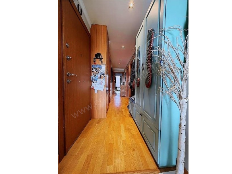 İSTANBUL KADIKÖY Suadiyede Deniz Manzaralı Önü Kapanmaz 120 m² 3 Oda 1 Salon