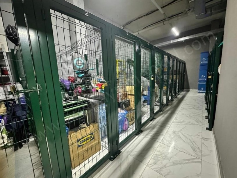 İSTANBUL KADIKÖY ERENKÖY ÖZENÇ SOKAKDA YENİ BİNADA 3+1 EBEVEYNLİ DEPOLU