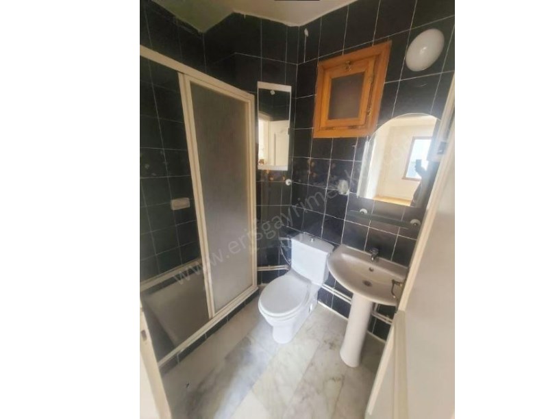 GÖZTEPE BAĞDAT CADDESİ NE YAKIN BAKIMLI BİNADA 180 M2 4+1 DAİRE