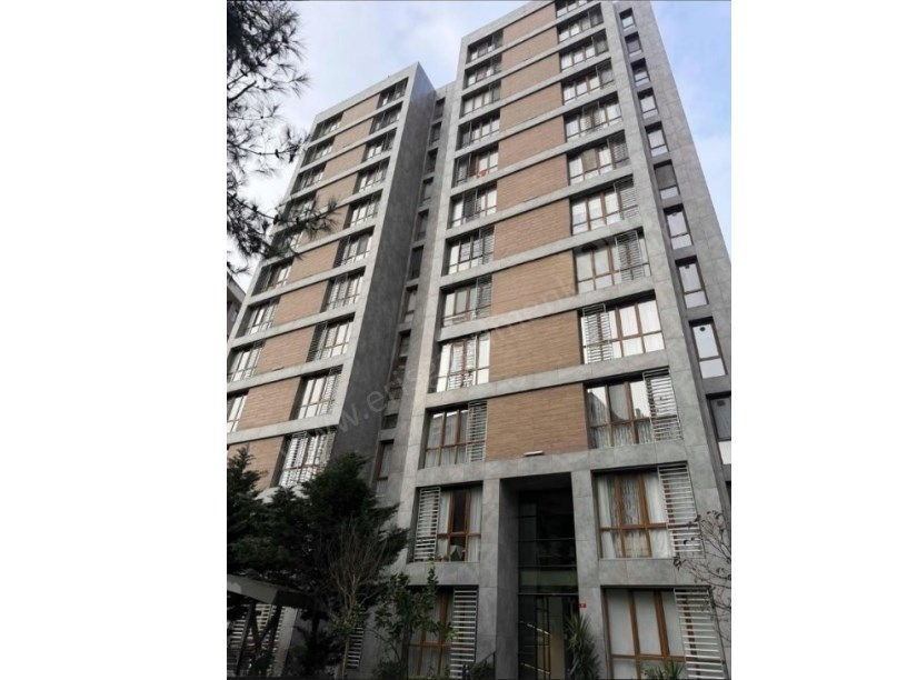 İSTANBUL KADIKÖY BOSTANCI DA MÜKEMMEL KONUMDA ULAŞIMLARA YÜRÜME MESAFESİNDE