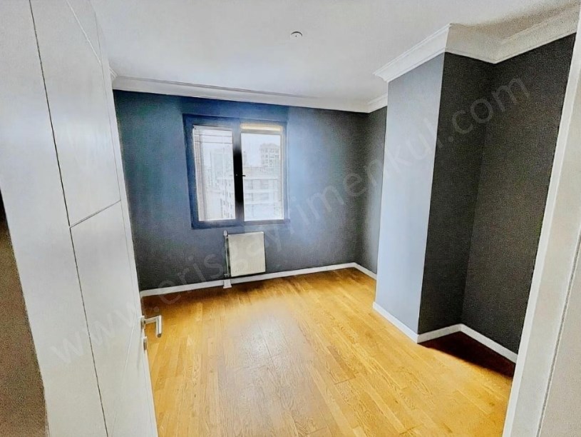 İSTANBUL KADIKÖY Çiftehavuzlar Bağdat Cad.ne 3.Bina Dubleks Modern Fırsat Daire