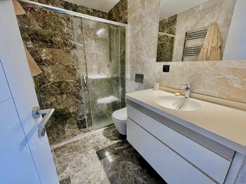 İSTANBUL KADIKÖY Çiftehavuzlar Bağdat Cad.ne 3.Bina Dubleks Modern Fırsat Daire