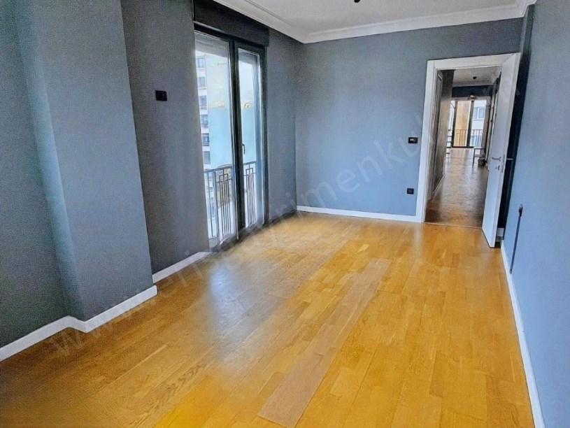 İSTANBUL KADIKÖY Çiftehavuzlar Bağdat Cad.ne 3.Bina Dubleks Modern Fırsat Daire