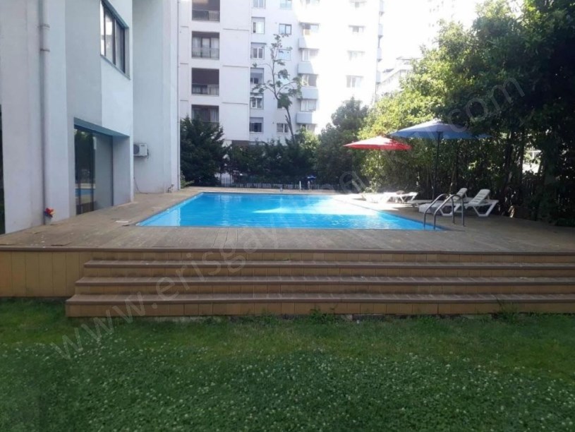 İSTANBUL KADIKÖY KOZYATAĞInda Sitede Satılık 120 m2 Net 4+1