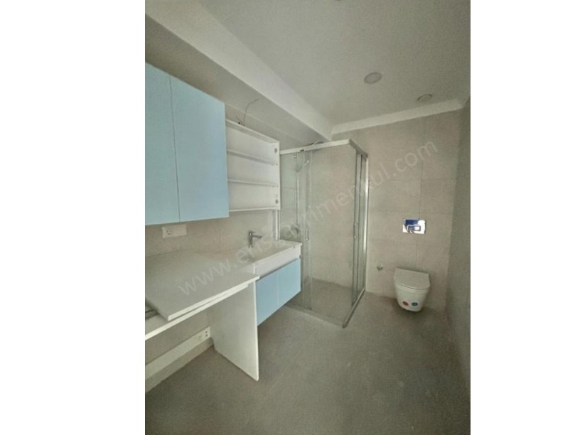 İSTANBUL KADIKOÖY ÖMERPAŞADA BAĞDATA YAKIN 125M2 3+1 SIFIR BALKONLU