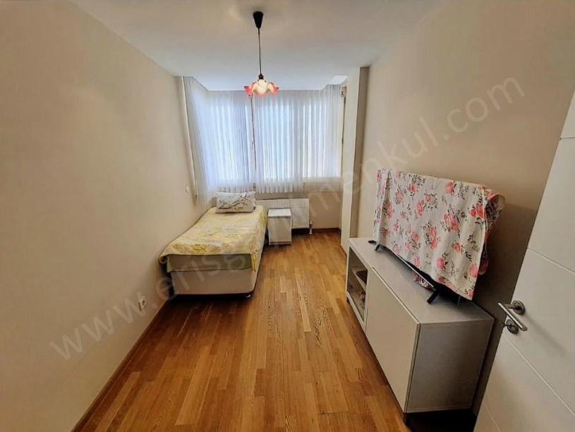 İSTANBUL KADIKÖY ERENKÖY DE  BOŞ, BALKONLU, 3+1 SATILIK DAİRE