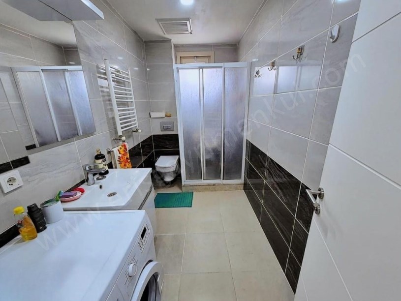 İSTANBUL KADIKÖY ERENKÖY DE  BOŞ, BALKONLU, 3+1 SATILIK DAİRE