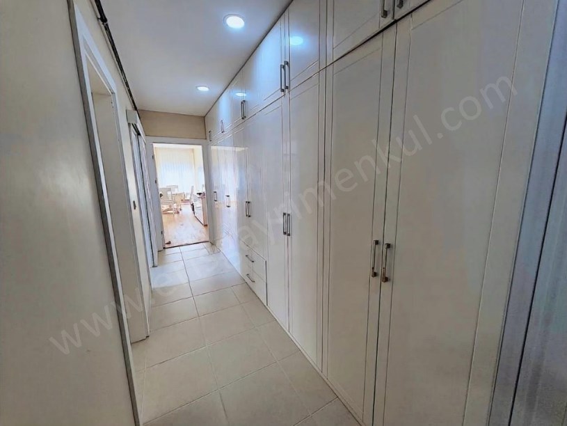 İSTANBUL KADIKÖY ERENKÖY DE  BOŞ, BALKONLU, 3+1 SATILIK DAİRE