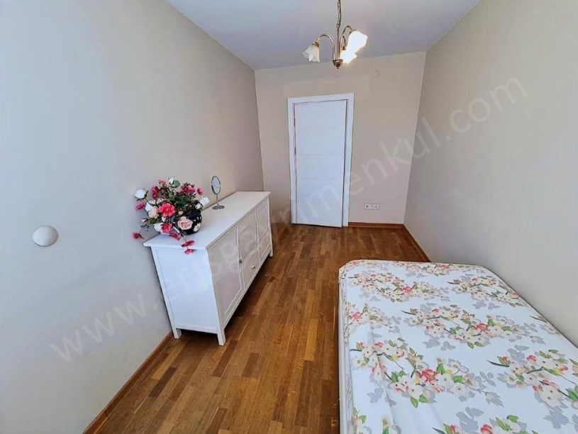 İSTANBUL KADIKÖY ERENKÖY DE  BOŞ, BALKONLU, 3+1 SATILIK DAİRE
