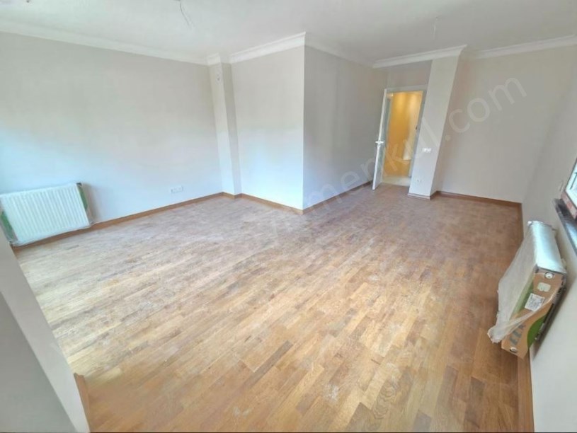 KOZYATAĞI AYŞKEKADIN METRO VE SUADİYE MARMARAY YAKIN SIFIR 2+1 DAİRE KADIKÖY