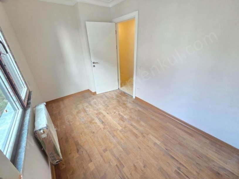 KOZYATAĞI AYŞKEKADIN METRO VE SUADİYE MARMARAY YAKIN SIFIR 2+1 DAİRE KADIKÖY