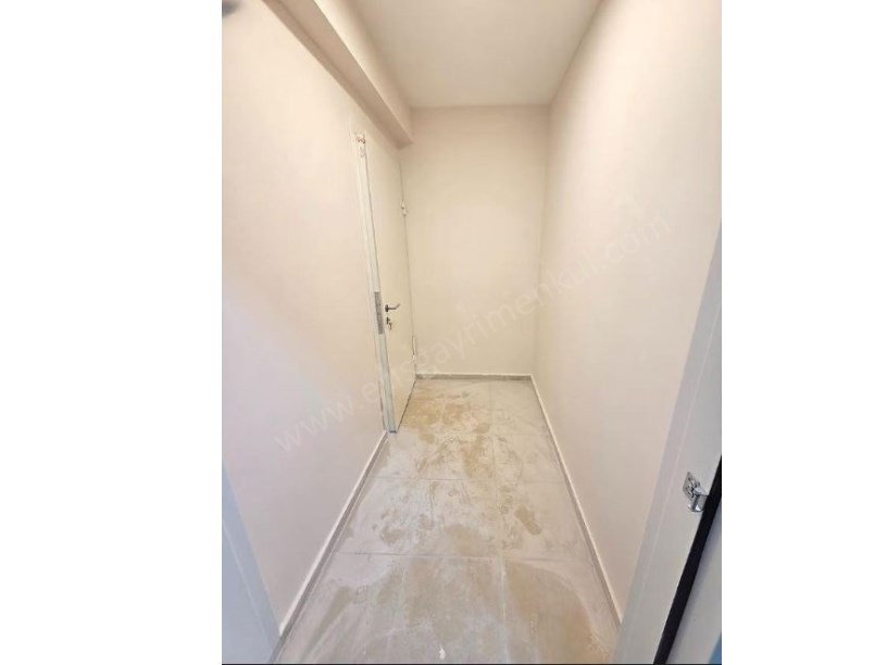 KOZYATAĞI AYŞKEKADIN METRO VE SUADİYE MARMARAY YAKIN SIFIR 2+1 DAİRE KADIKÖY