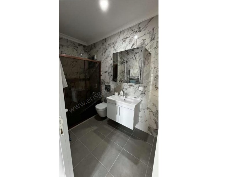 İSTANBUL KADIKÖY BOSTANCI  3+1 DENİZ MANZARALI 0 BİNADA